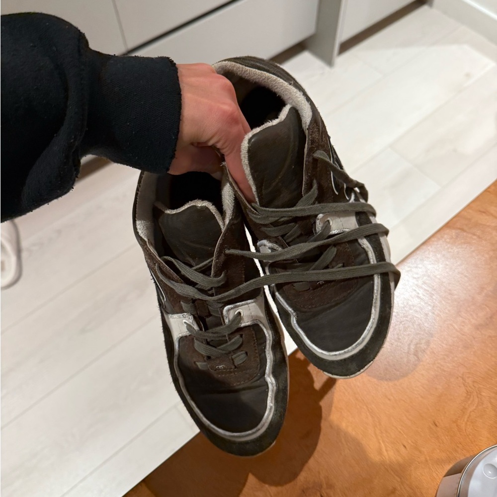 CHANEL TRAINER USED - Picture 2 of 10